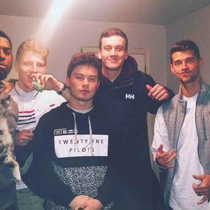 Meet your Posher, Josh